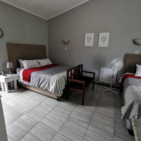Stew S Room 波罗克瓦尼 外观 照片
